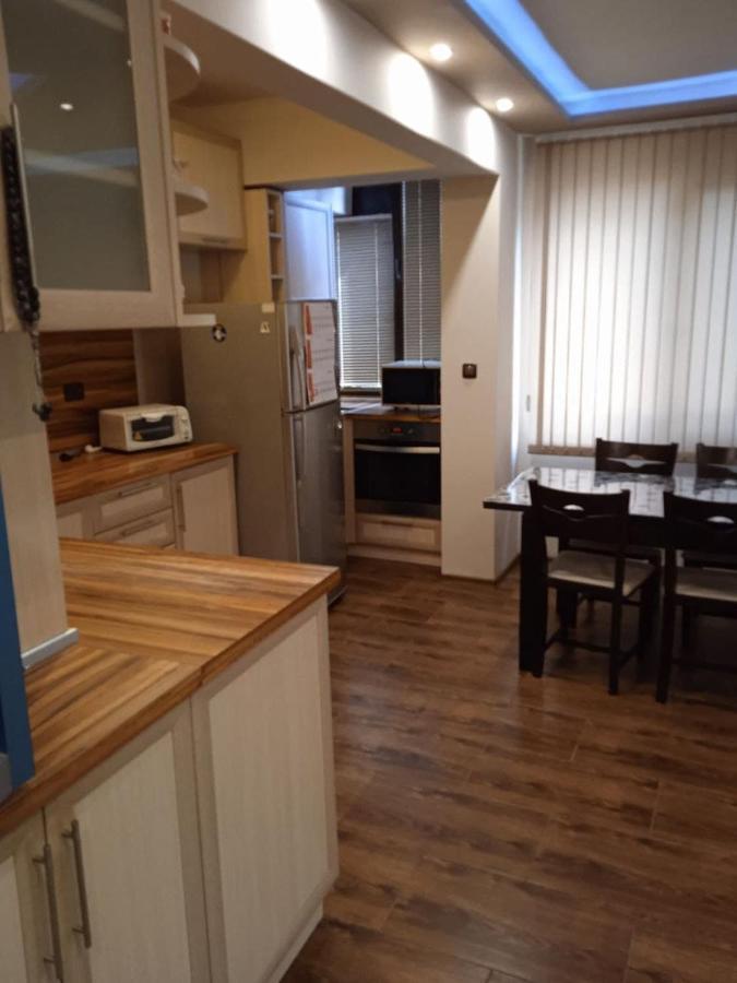 Джессика Апартмент Veliko Tărnovo Exterior foto