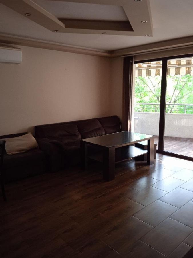 Джессика Апартмент Veliko Tărnovo Exterior foto